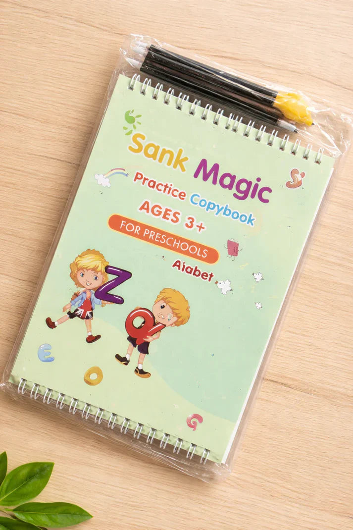 Sank Magic Practice Copybook (4 BOOKS,1 PEN,1 GRIP,10 REFILL)